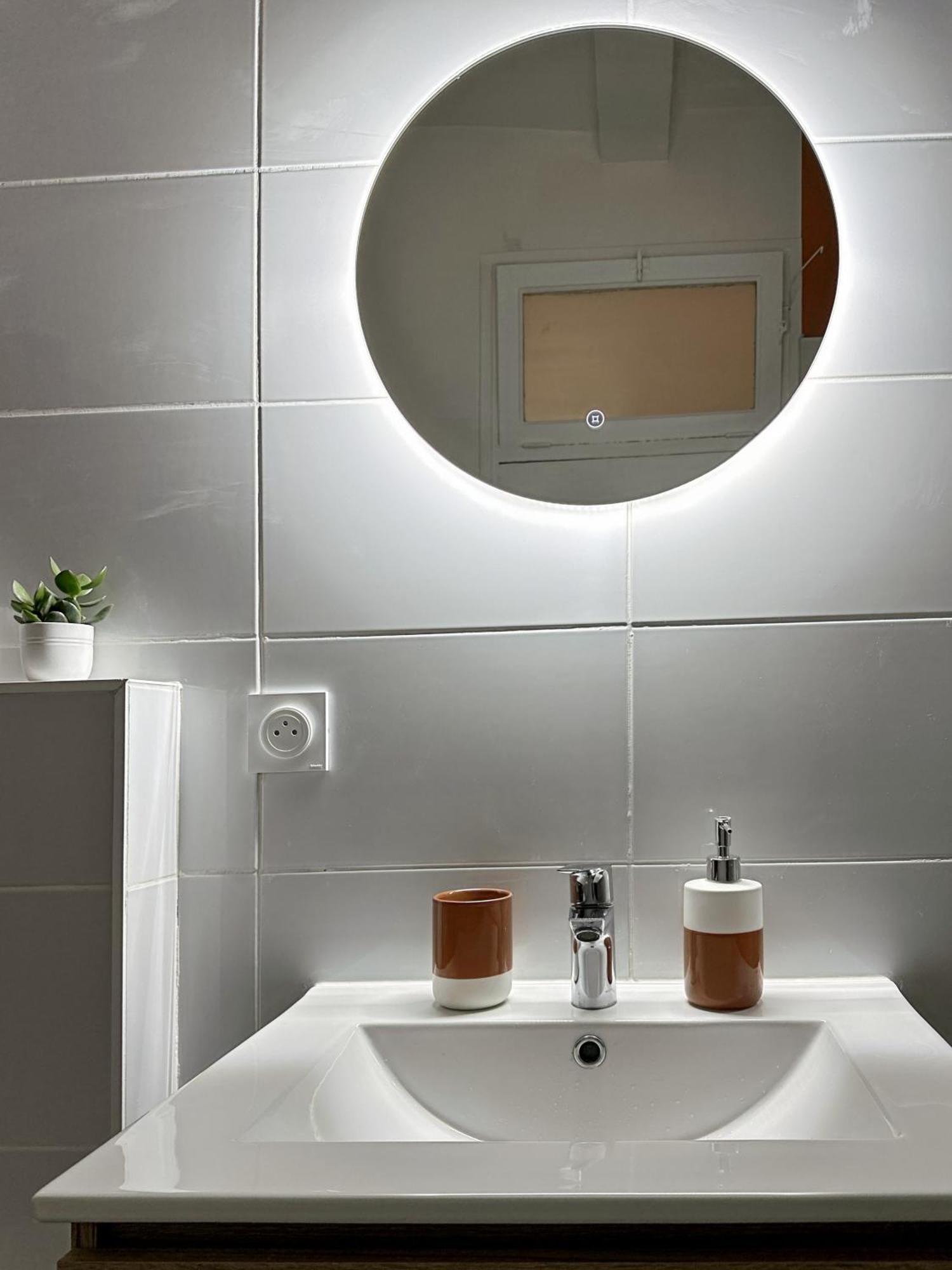 Appartement Entier Cosy Avec Balcon - Centre Montpellier Bagian luar foto