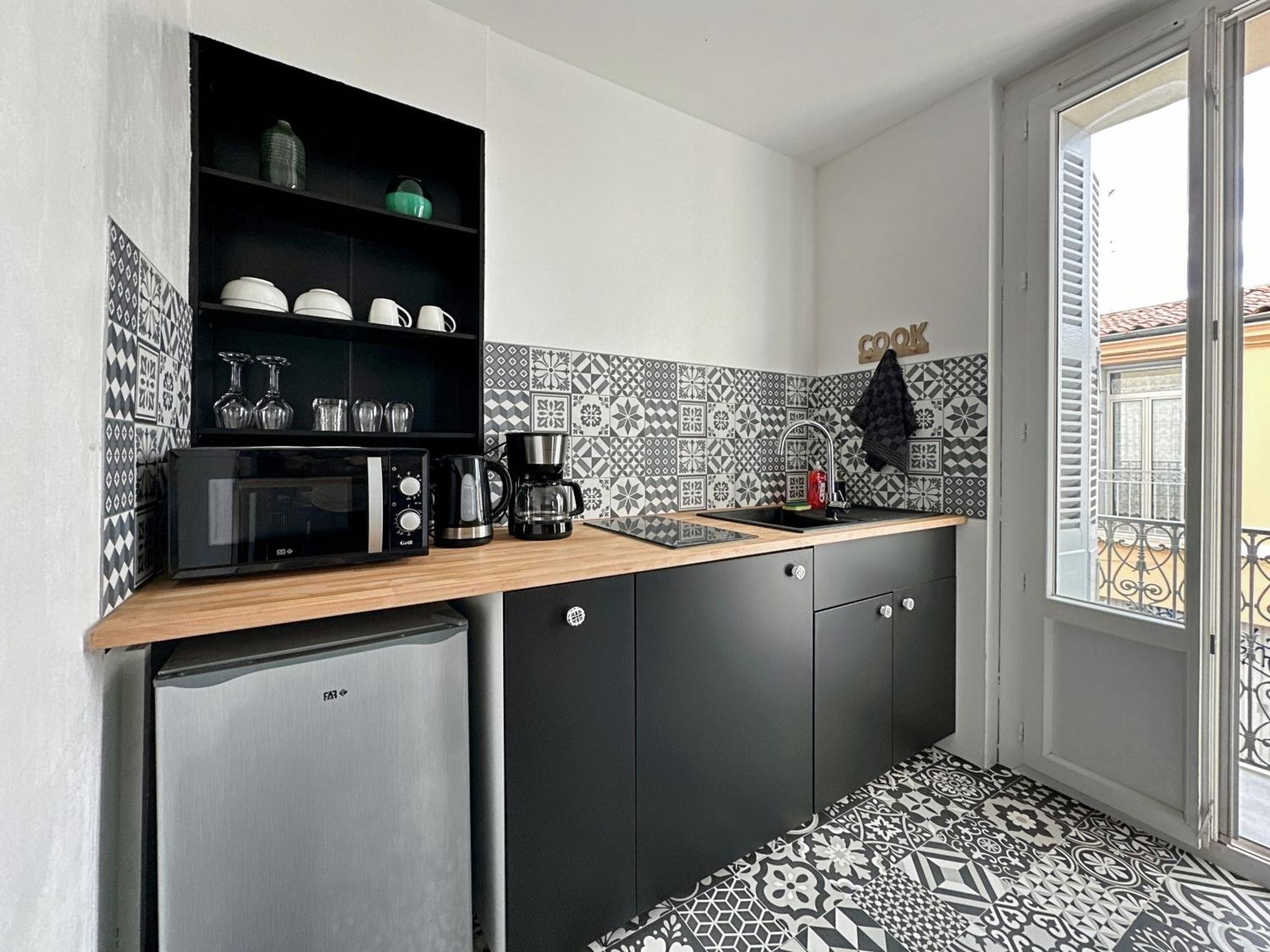 Appartement Entier Cosy Avec Balcon - Centre Montpellier Bagian luar foto