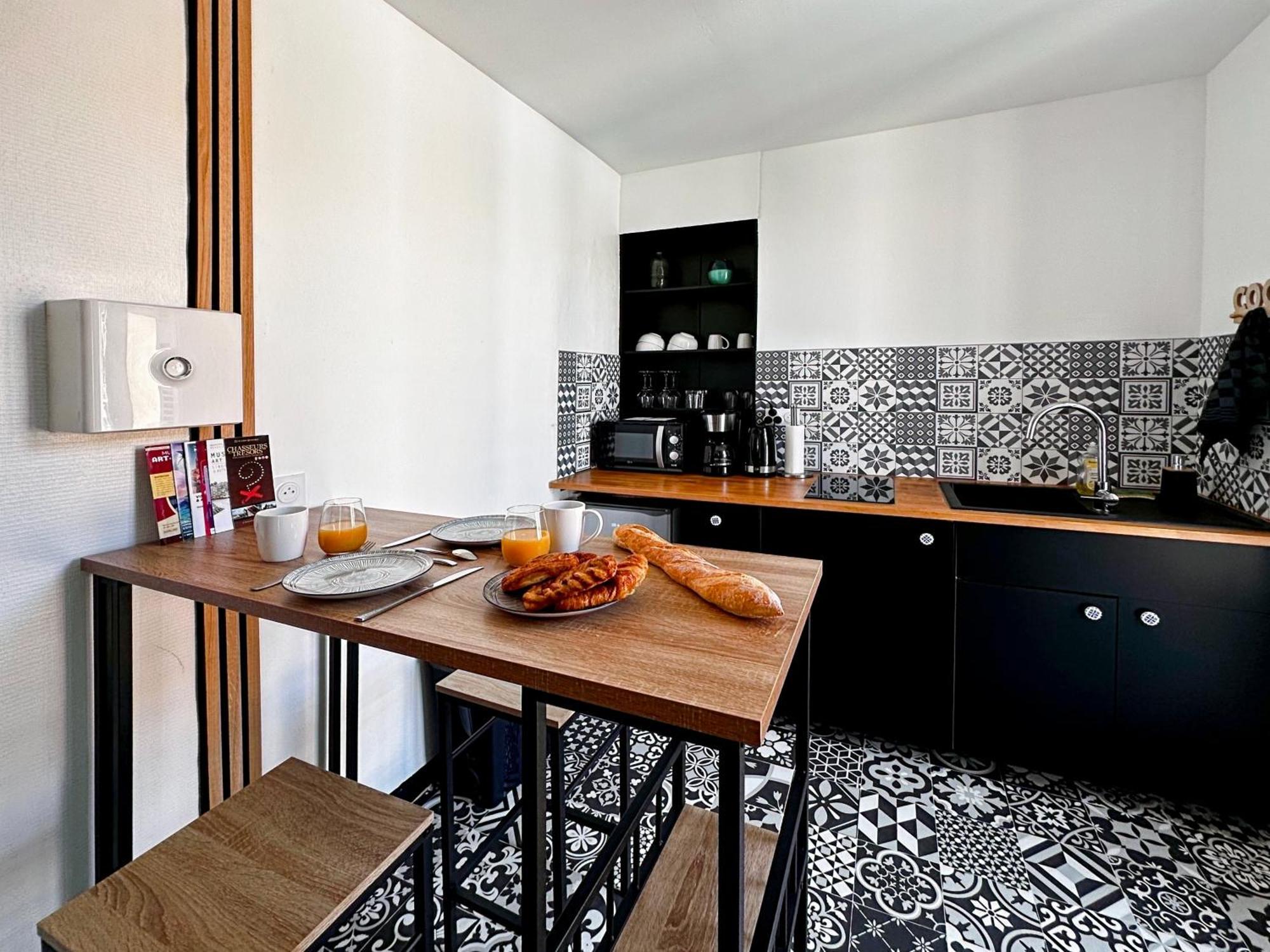 Appartement Entier Cosy Avec Balcon - Centre Montpellier Bagian luar foto