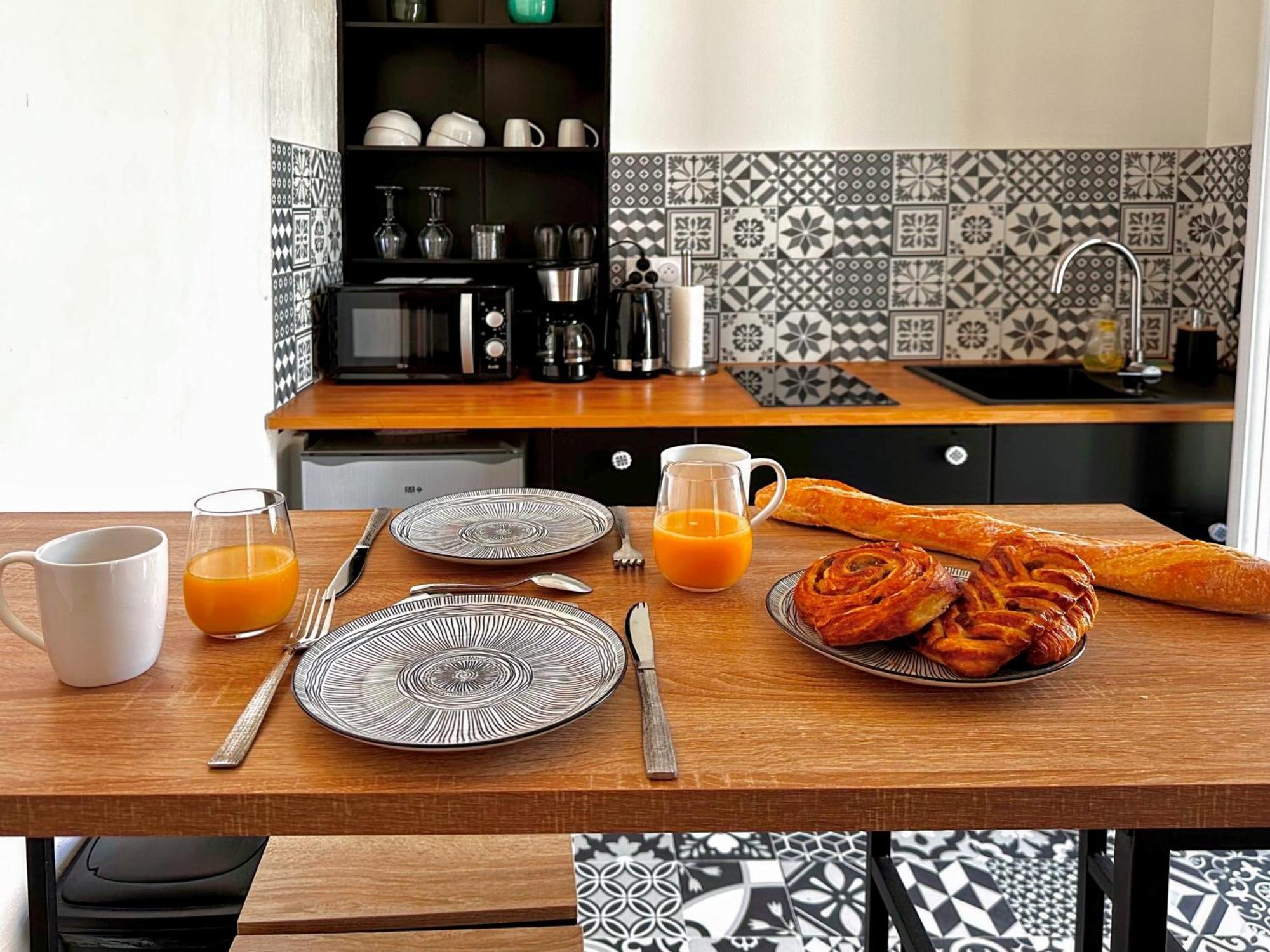 Appartement Entier Cosy Avec Balcon - Centre Montpellier Bagian luar foto