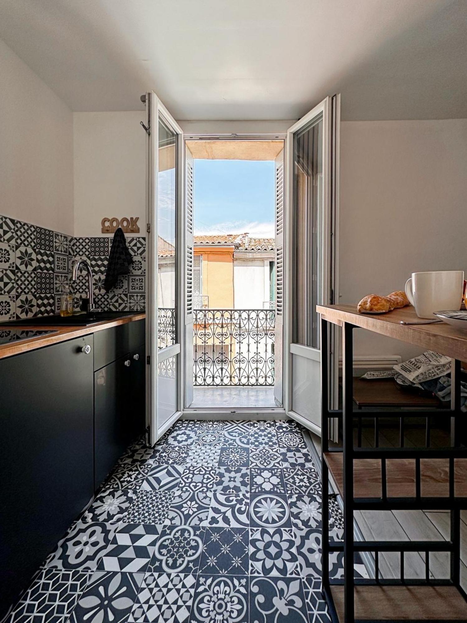 Appartement Entier Cosy Avec Balcon - Centre Montpellier Bagian luar foto